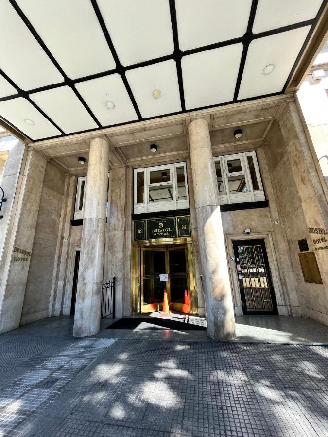 Bristol Hotel Buenos Aires Exterior photo