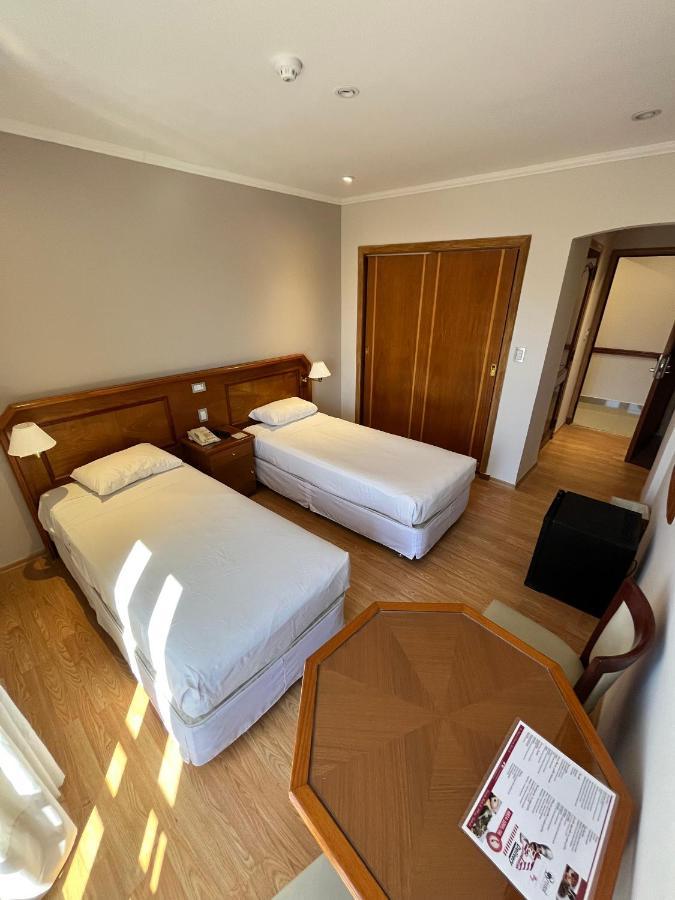 Bristol Hotel Buenos Aires Exterior photo
