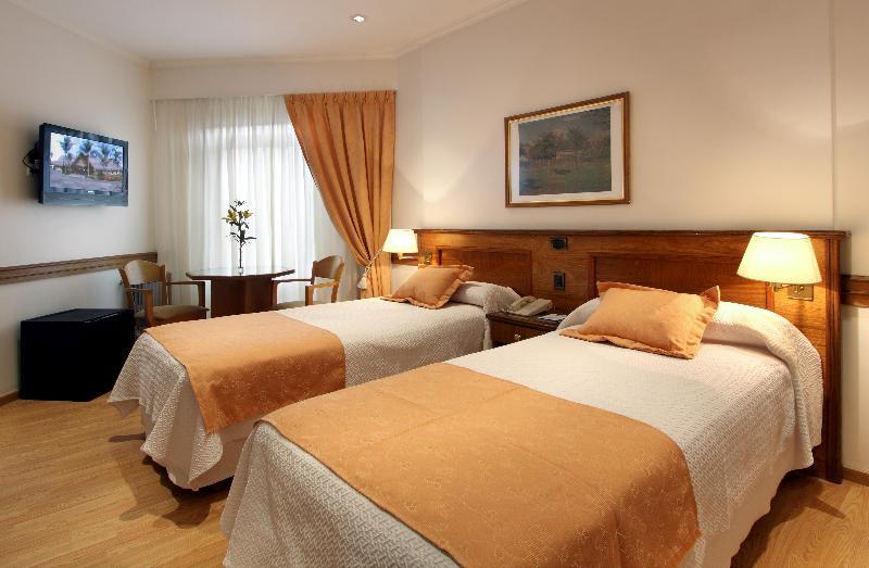 Bristol Hotel Buenos Aires Exterior photo