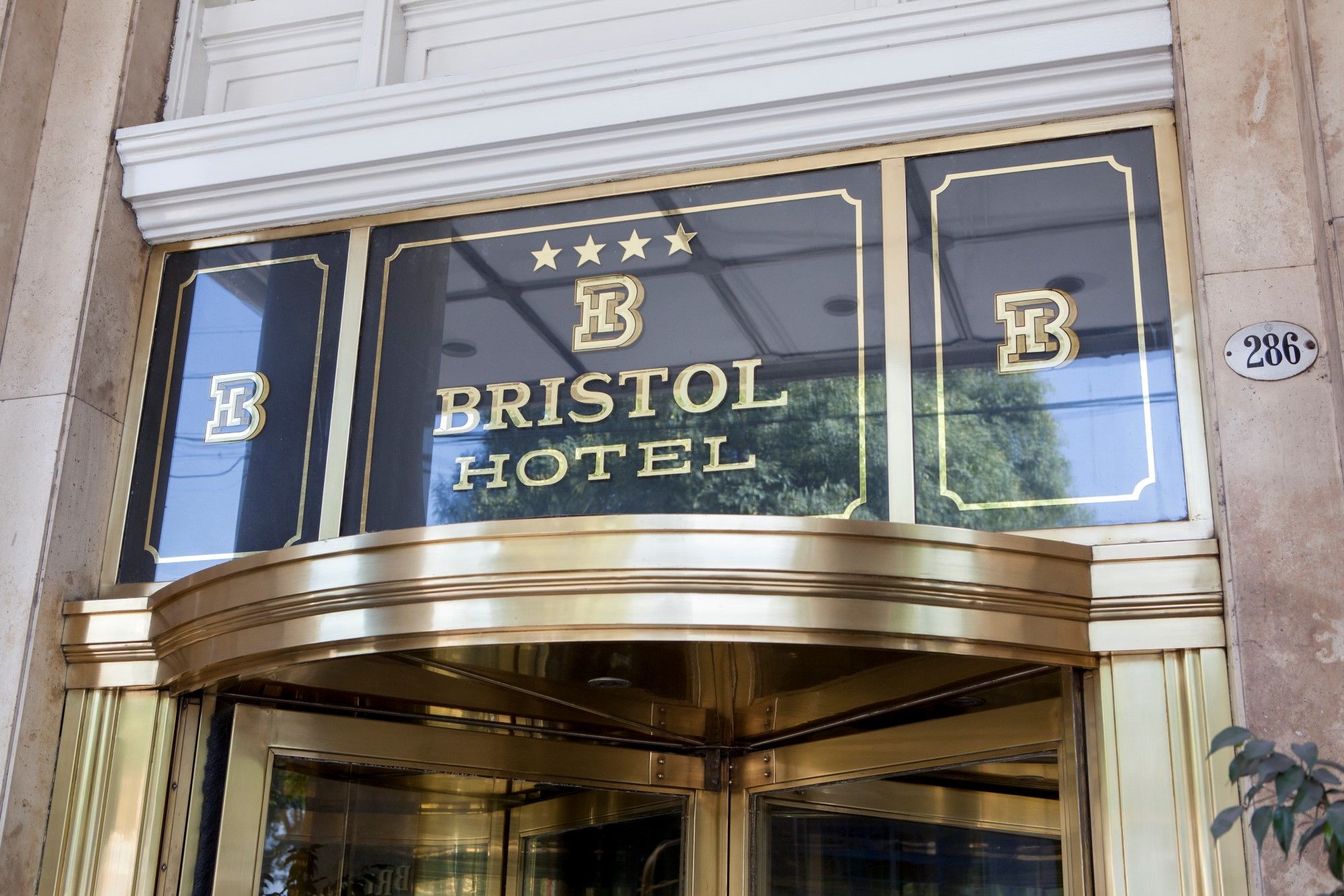 Bristol Hotel Buenos Aires Exterior photo